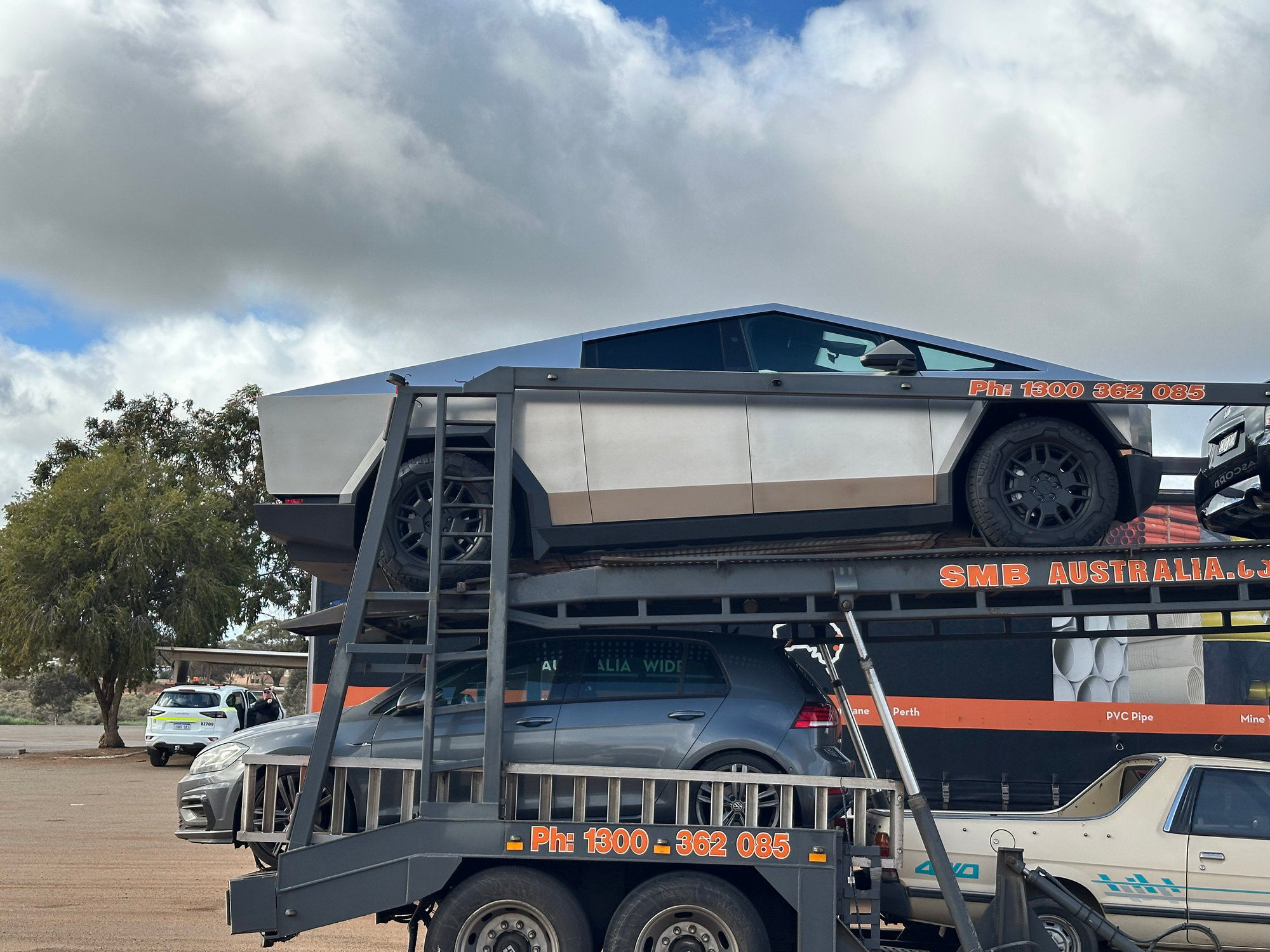 Tesla Cybertruck in WA