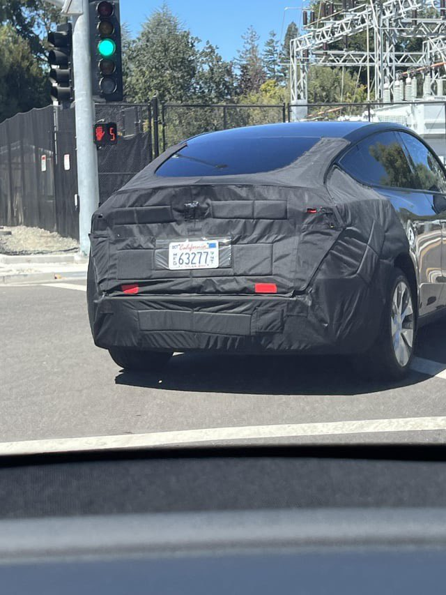 Tesla Model Y Juniper Prototype Spotted AGAIN