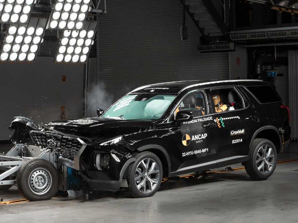 2024 Hyundai Palisade Earns Top Safety Pick in IIHS Crash Tests