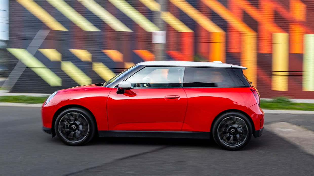 2024 Mini Cooper SE Review Roundup –In Motion Side View 