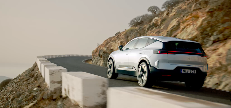 2024 Polestar 3 Review Roundup – Back View/ In Motion