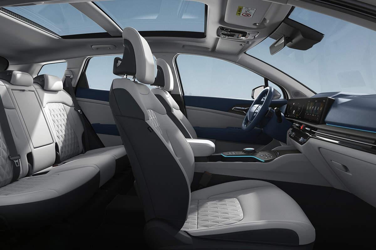 2026 Kia Sportage Interior