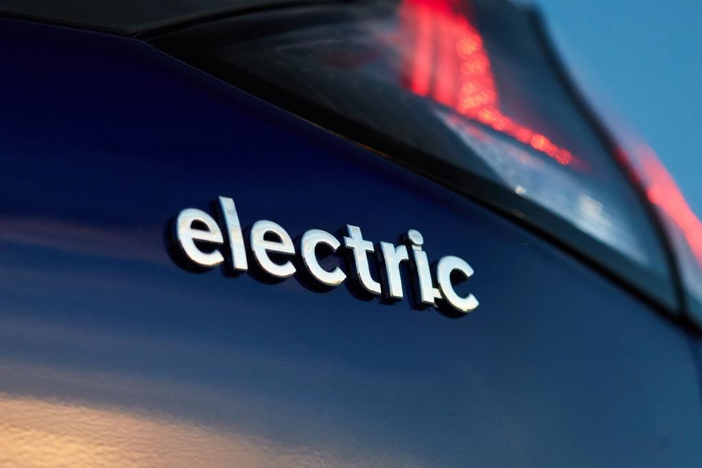 Industry Pushes for National EV Subsidies as State Incentives Wane