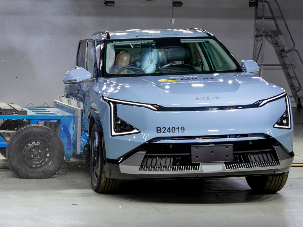 2025 Kia EV5 Crash Test Rating: Is It Safe?