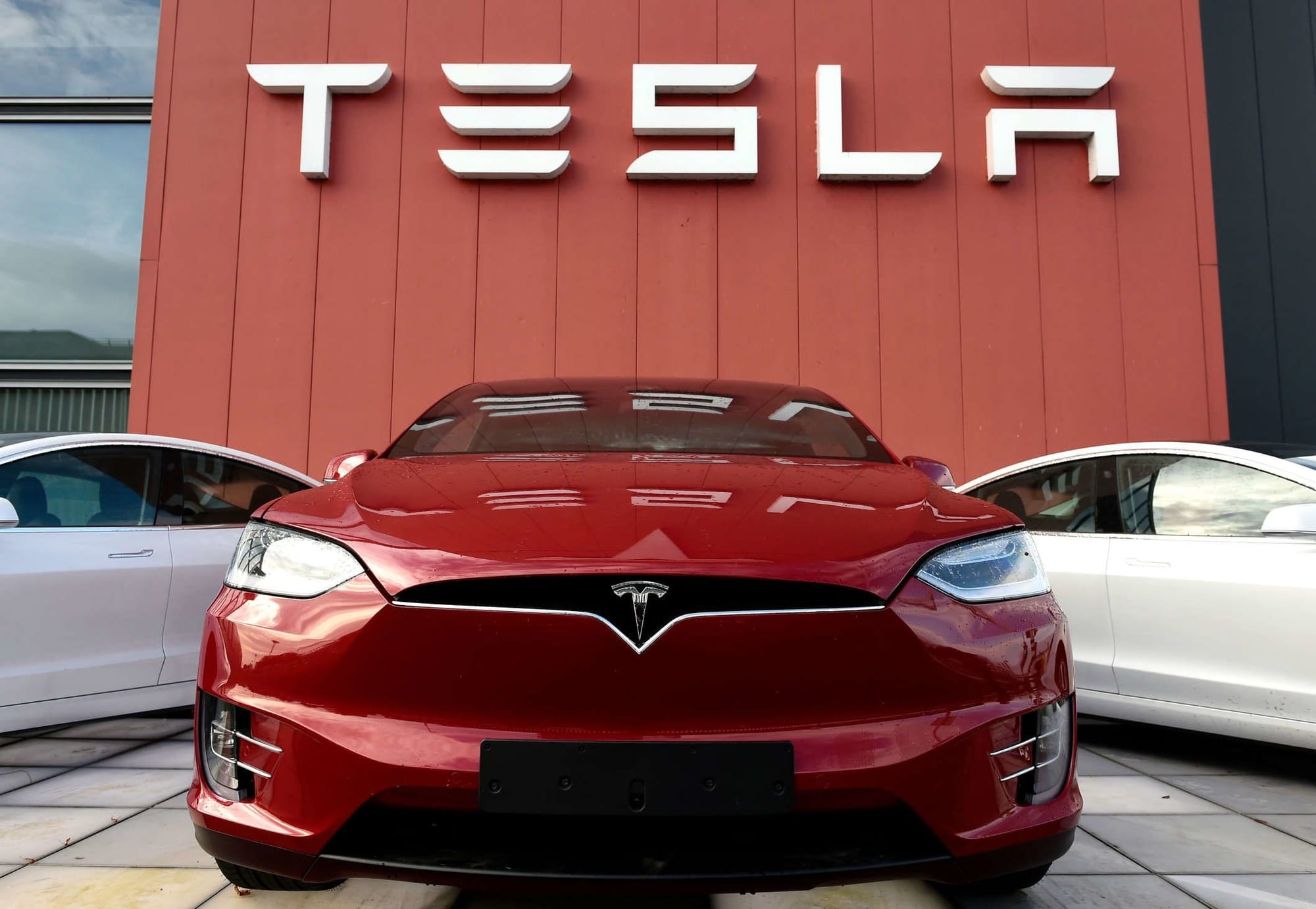 Tesla Whistleblower Raises Concerns Over Autopilot Safety