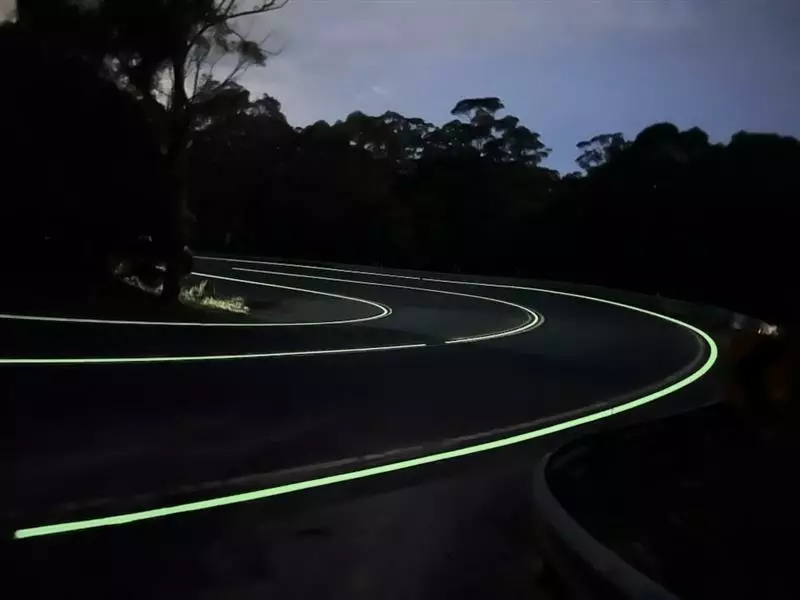 NSW to Trial Glow-in-the-Dark Road Markings on Bulli Pass