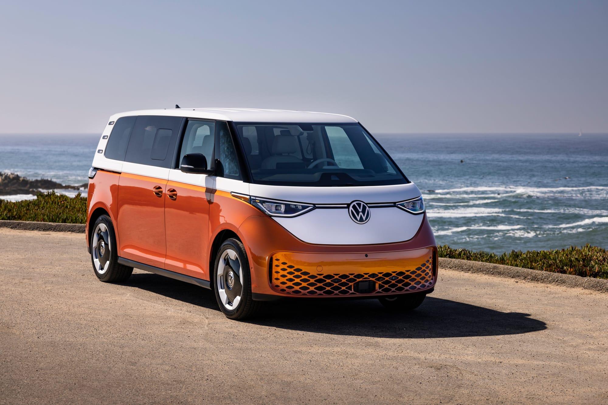 2025 Volkswagen ID. Buzz Review: Price, Specs and Rating