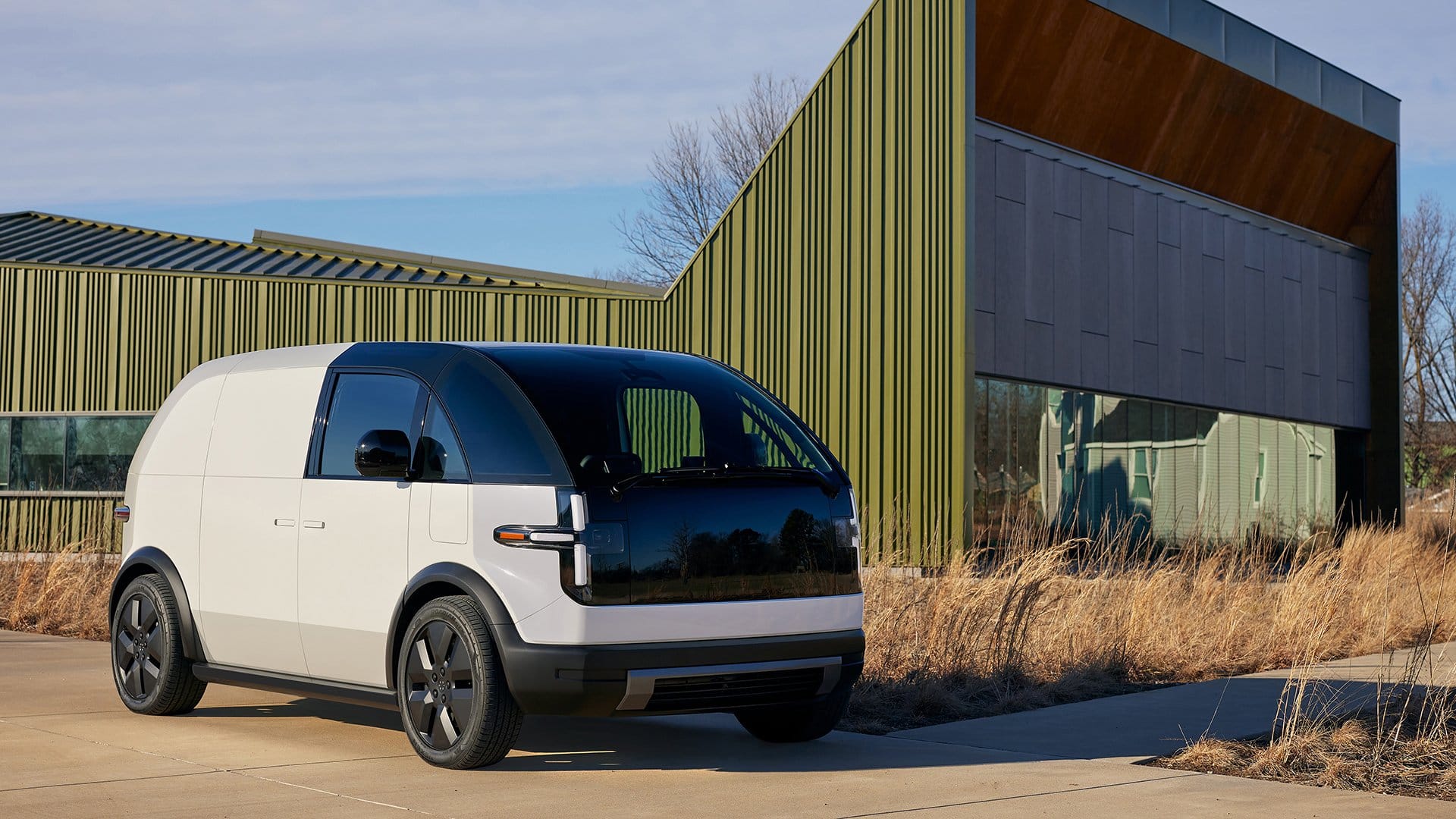 US Electric Vehicle Startup Canoo Files for Bankruptcy, Ceases Operations