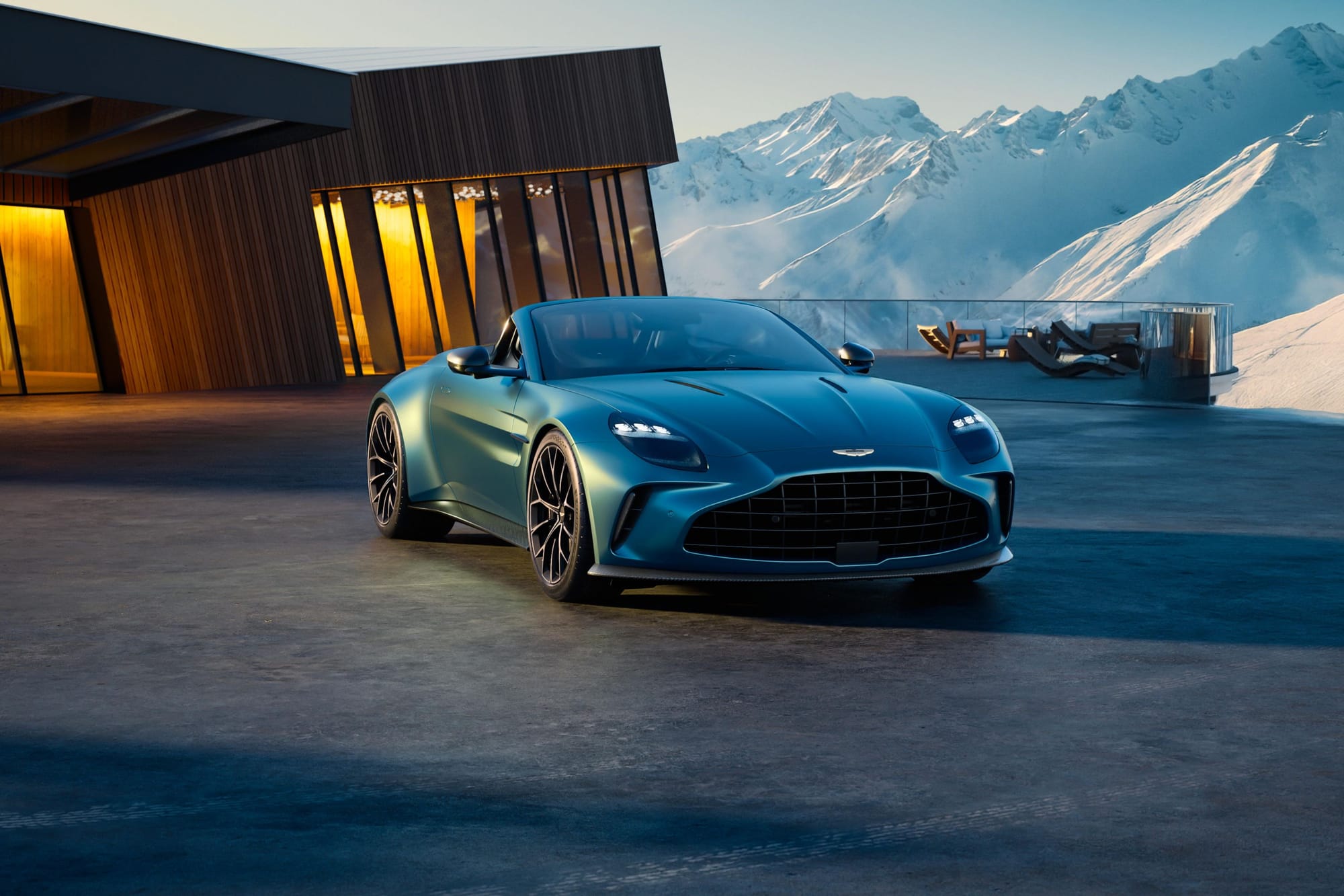 2025 Aston Martin Vantage Roadster: Open-Air Thrills with Increased Power