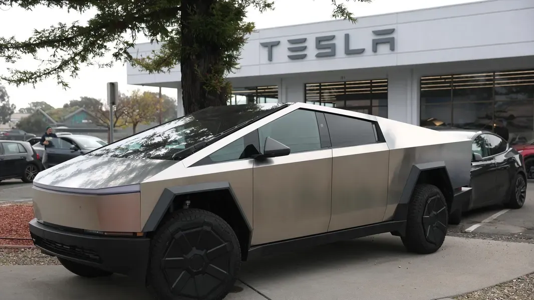 US Government's Armoured Tesla Order Shelved Amid Controversy