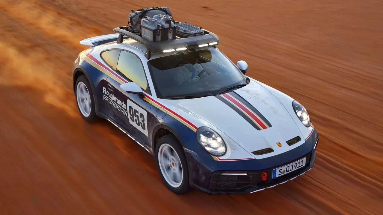 Porsche 911 Dakar Revival: Hybrid Power Takes Center Stage