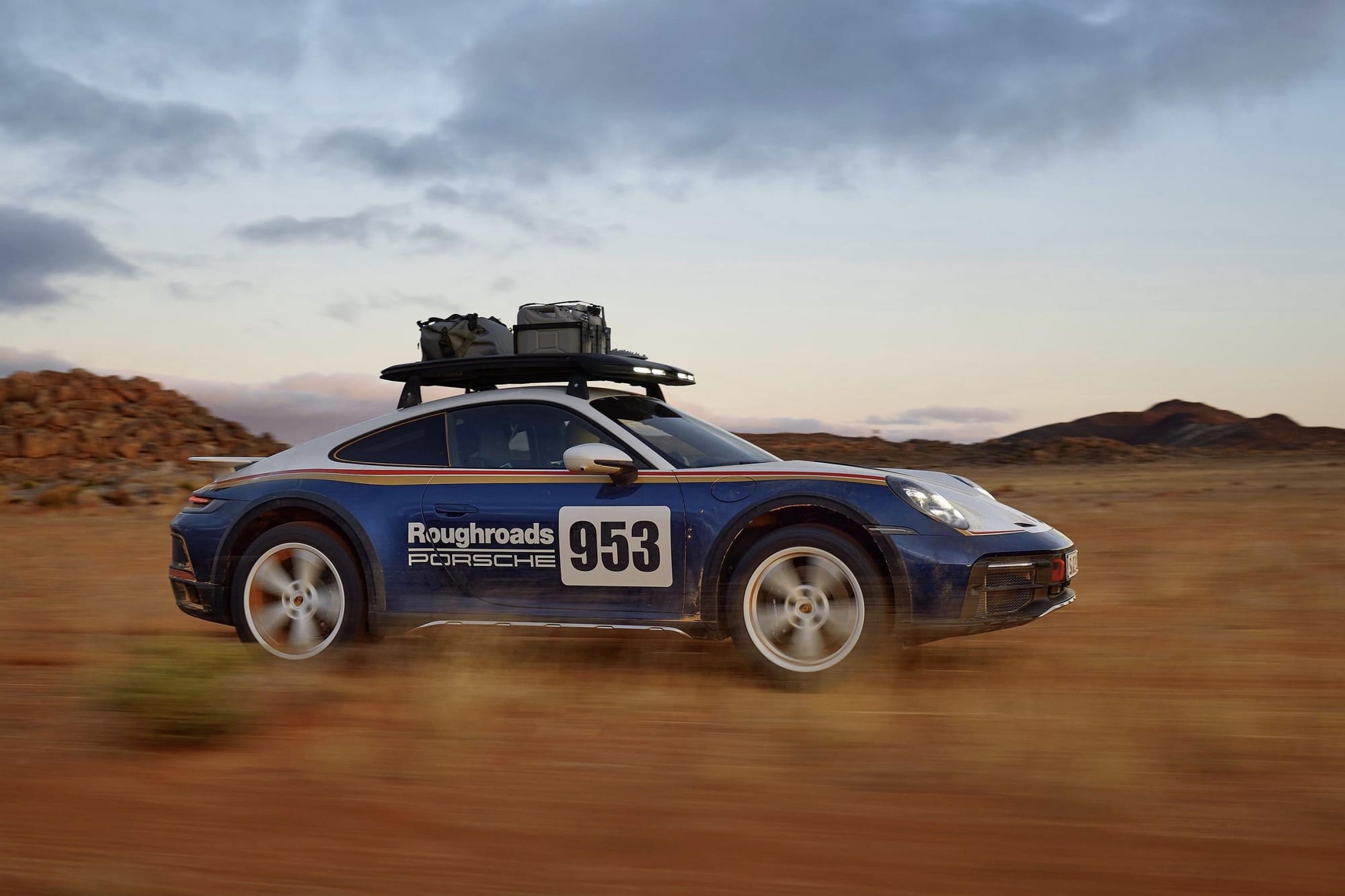 Porsche 911 Dakar Revival: Hybrid Power Takes Center Stage