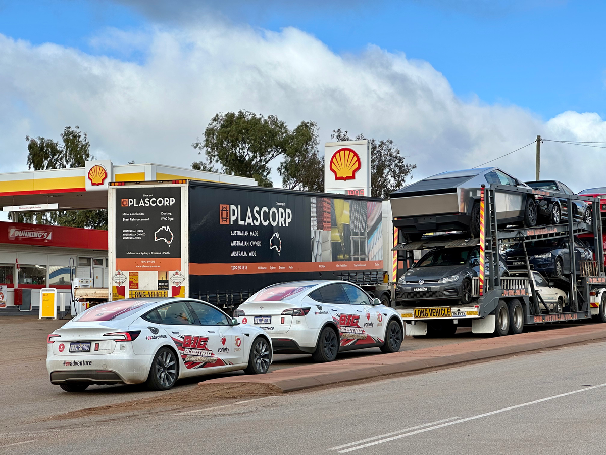 Tesla CyberTruck Spotted in WA: The Futuristic Beast Heads West for the First Time!