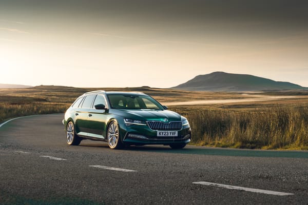 This ‘Sleeper’ Skoda Superb Can Outrun a V8 Commodore – Here’s How!